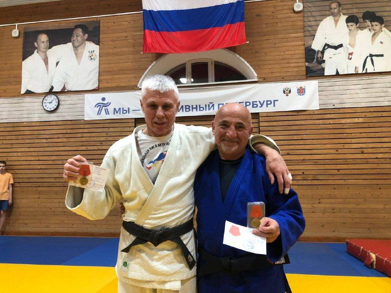 Сердечно поздравляем ветеранов с заслуженными наградами! Вчерашний день ознаменовался…